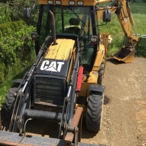 foto CAT 432D joysticky traktorbagr