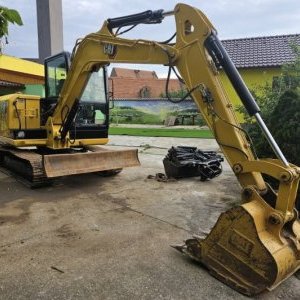 foto málo jetý 5.5t minibagr CAT 305.5 (China)