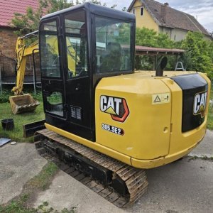 foto málo jetý 5.5t minibagr CAT 305.5 (China)