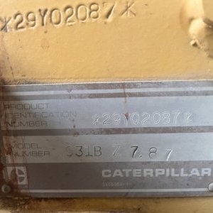 foto 7t nakladač dozer rozrývák CAT 913B ripper