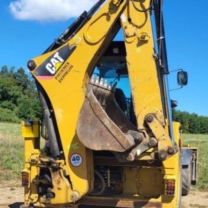 foto traktorbagr CAT 428E (SPZ) rypadlo-nakladač