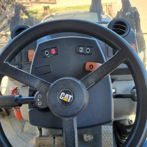 foto traktorbagr CAT 428E (SPZ) rypadlo-nakladač