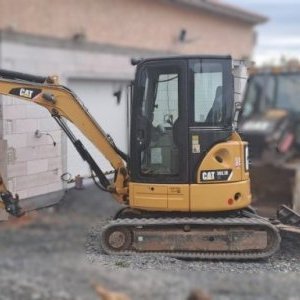 foto 3.6t minibagr CAT 303.5 ECR